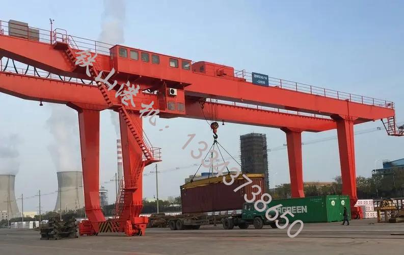 江蘇常州岸邊集裝箱起重機廠家起重機進行檢查都是哪些內容呢？