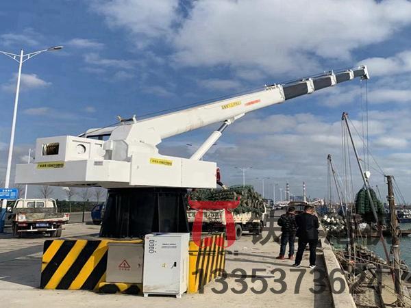 上海船用起重機(jī)廠家船用甲板吊起吊能力多樣